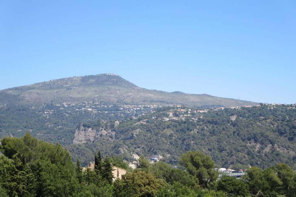 2P Entre Mer Et Montagne Gattières Exteriör bild